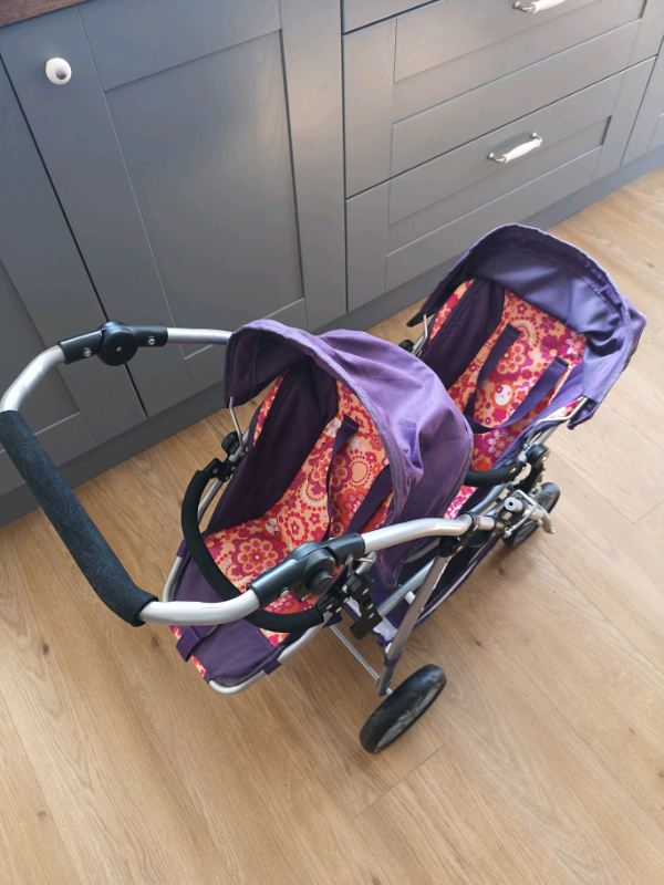 bayer chic 2000 dolls pram